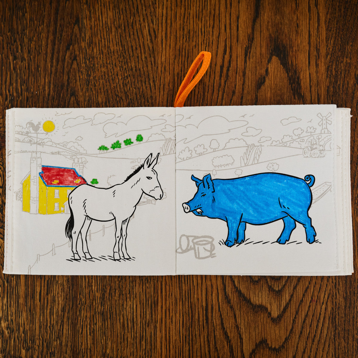 Soft cotton farmyard colouring book for children aged 1+ second pages